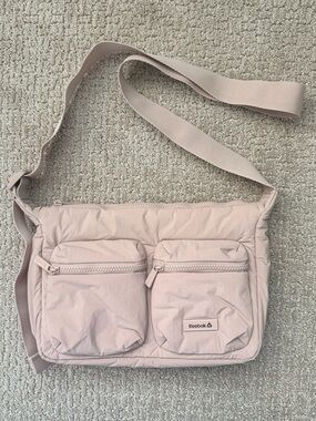Reebok Nylon Shoulder Bag Beige Crossbody Sporty Minimal Utility Pockets
